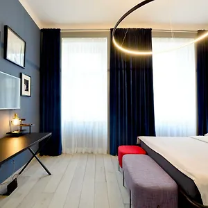 Chic And Modern In Hip Area Apartment Wien